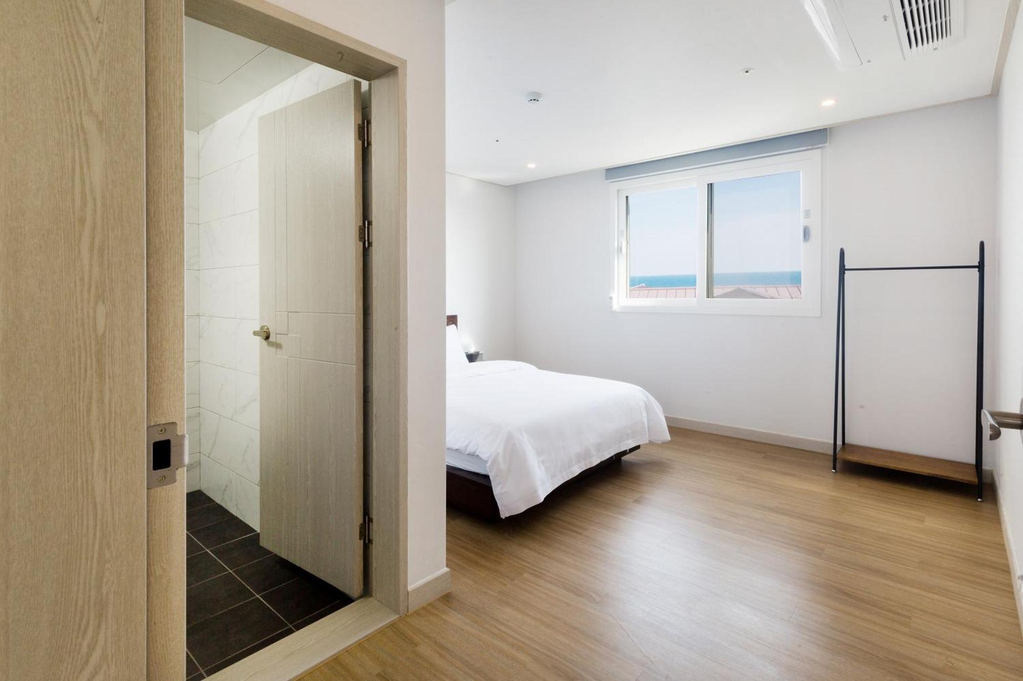Ocean Square Resort Seogwipo Habitación foto